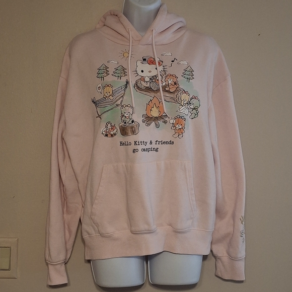 Hello Kitty Pink Medium Pullover Hoodie Embroidered Sleeve Kawaii Camping Friend - Picture 1 of 7